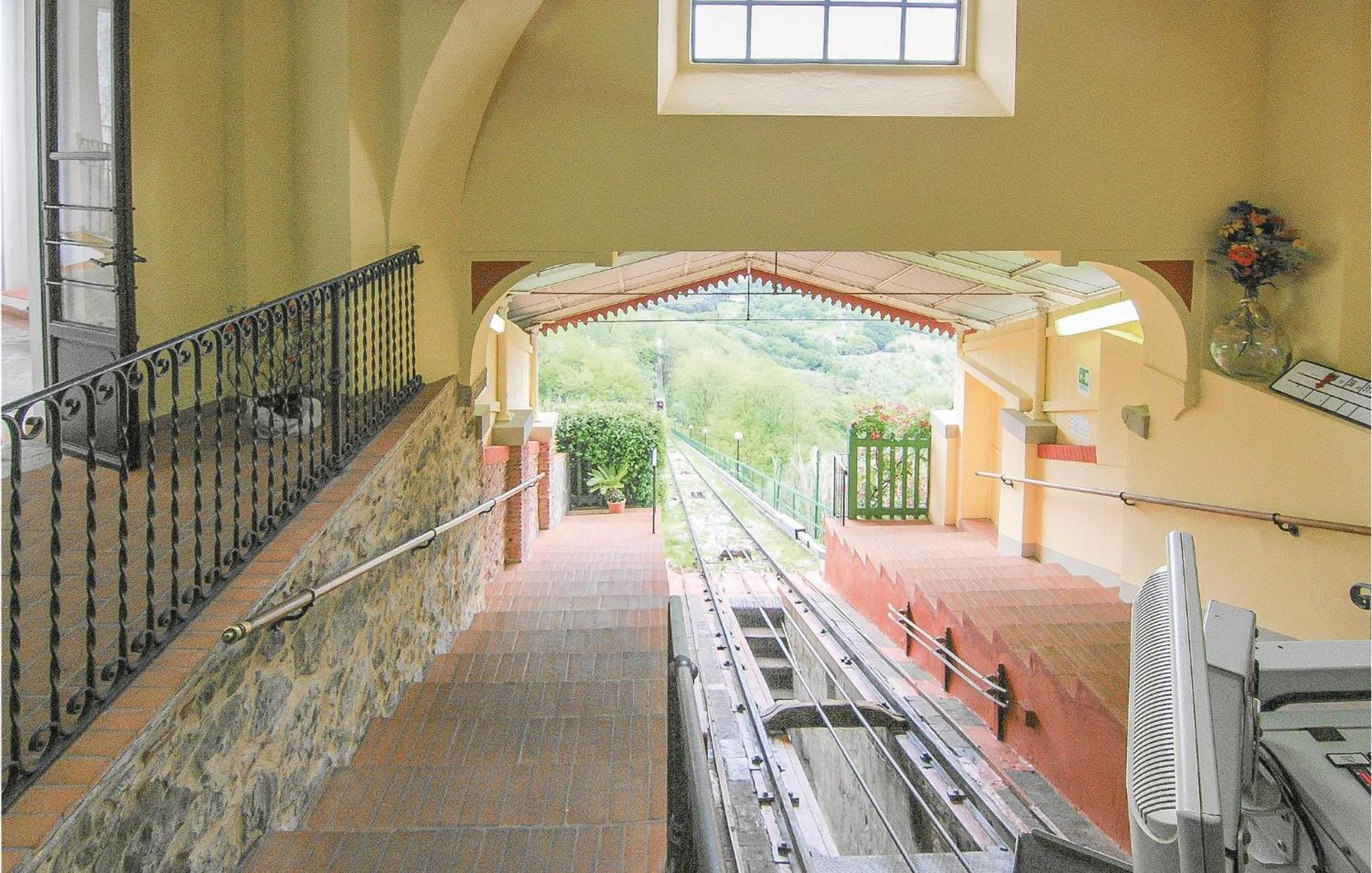 Lovely Home In Montecatini Alto With Kitchen Nievole Exterior foto